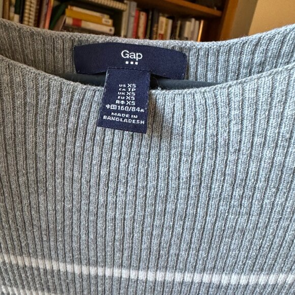 GAP Pullover Ribbed Striped Boat Neck Sweater - Gray and White, X-Small - Picture 3 of 6